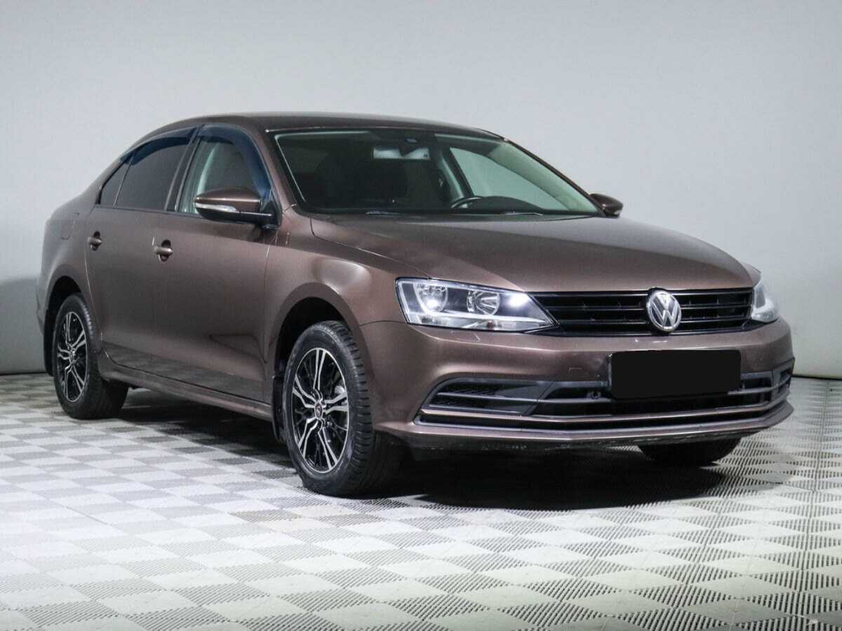 Volkswagen Jetta 2015 года с пробегом. Фото: #2