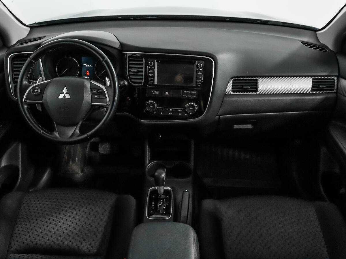 Mitsubishi Outlander 2014 года с пробегом. Фото: #11