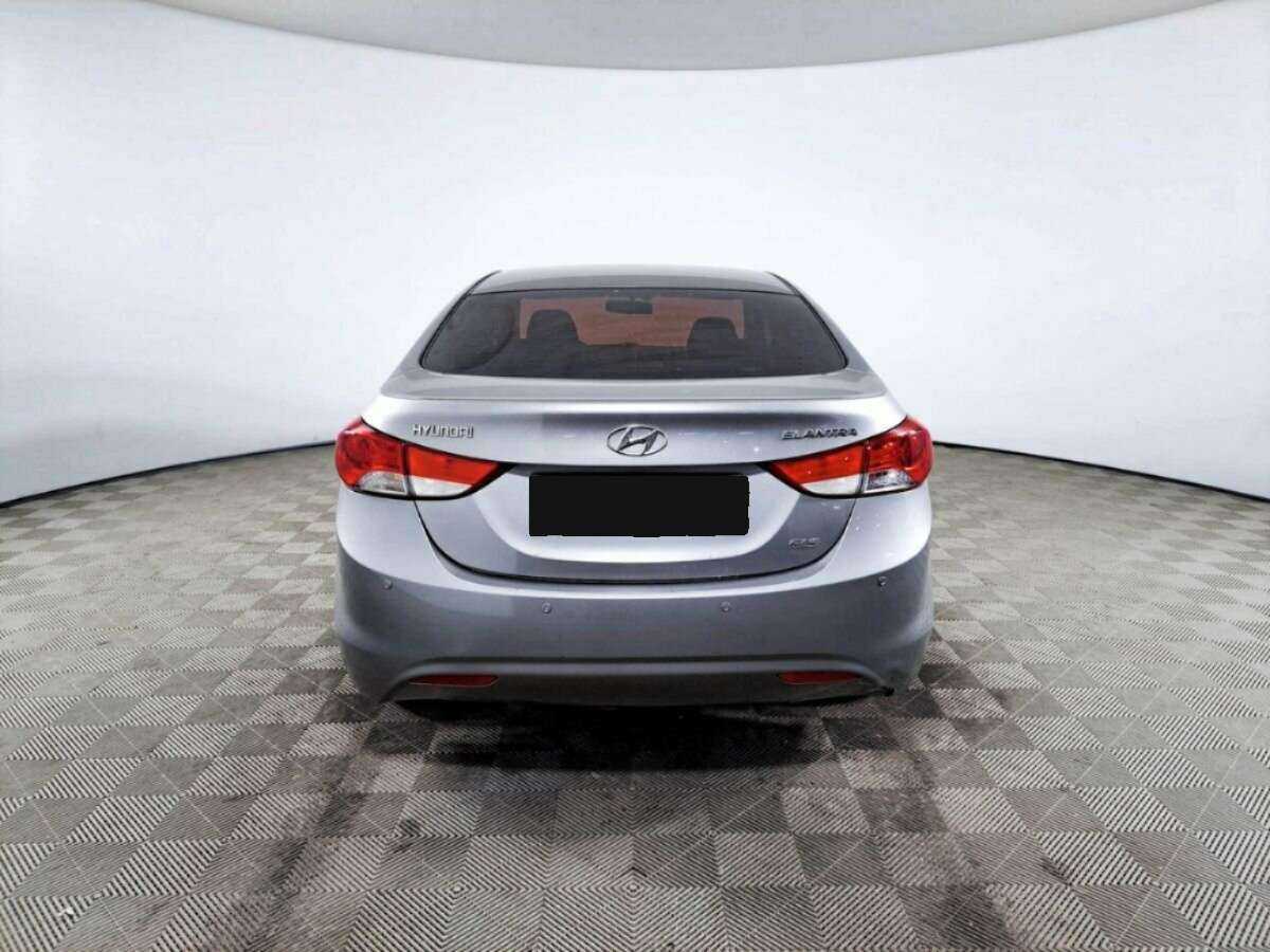 Hyundai Elantra 2013 года с пробегом. Фото: #5