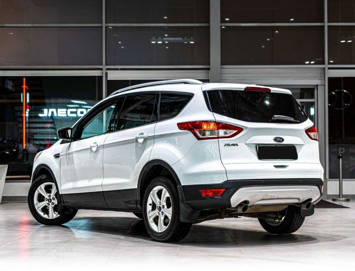 Ford Kuga 2014 года с пробегом. Фото: #3