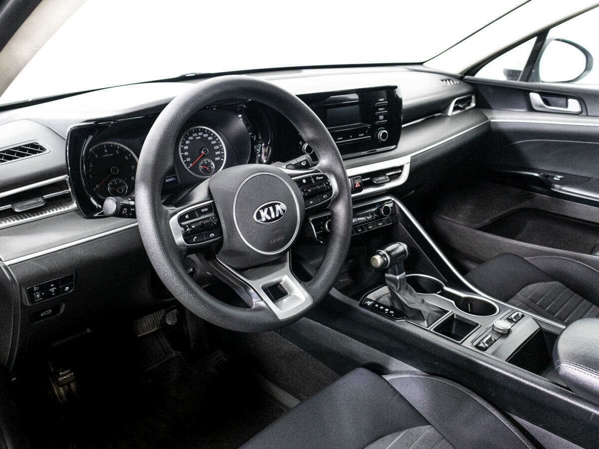 Kia K5 2020 года с пробегом. Фото: #10