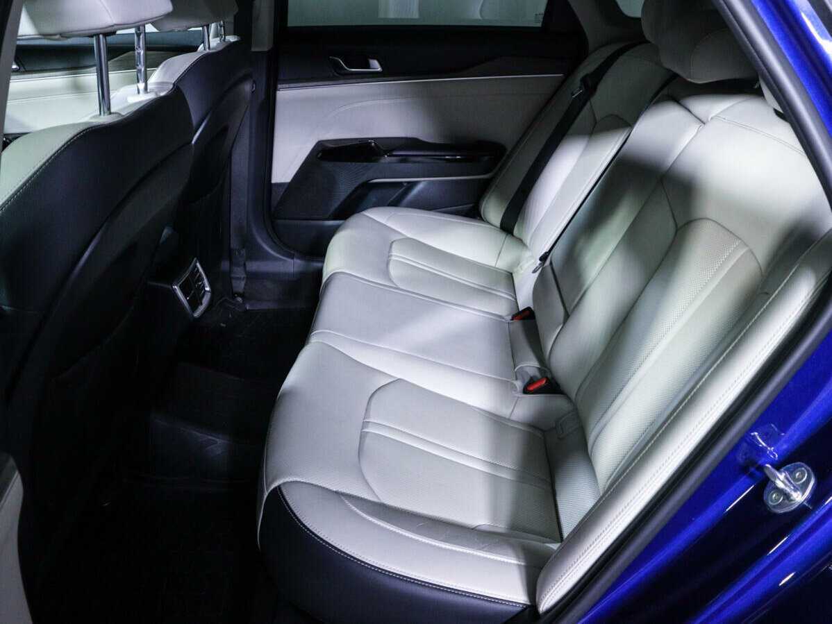 Kia K5 2021 года с пробегом. Фото: #7