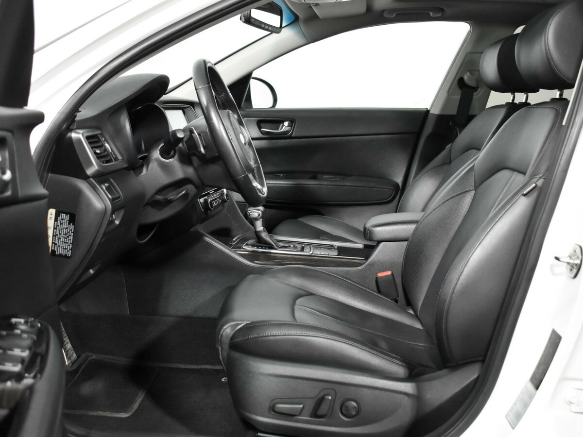 Kia K5 2017 года с пробегом. Фото: #8