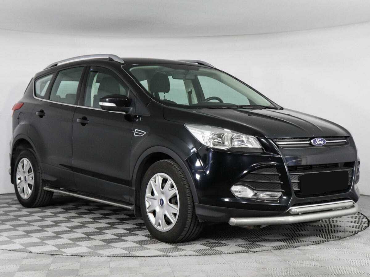 Ford Kuga 2015 года с пробегом. Фото: #2