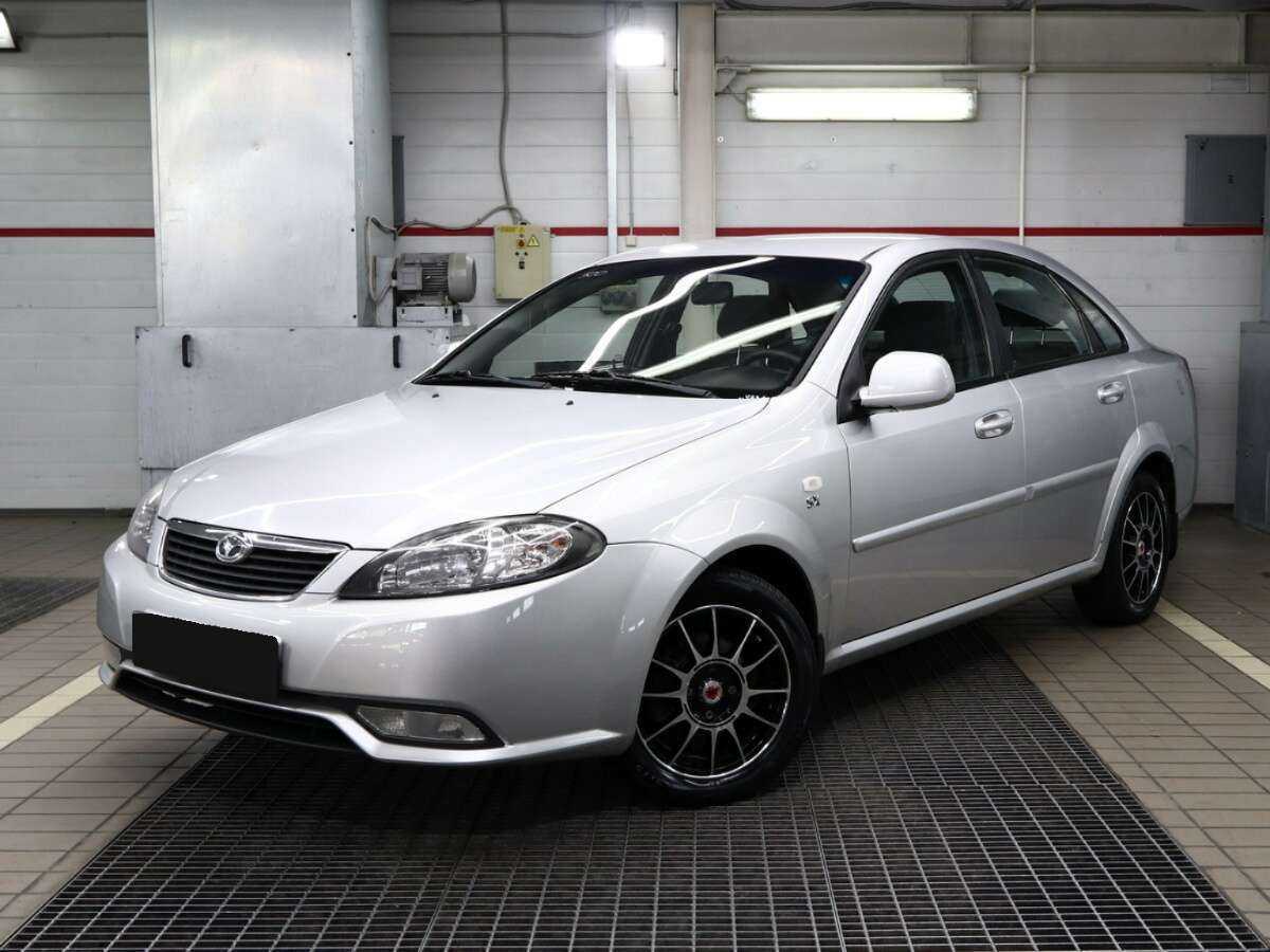 Daewoo Gentra 2013 года с пробегом. Посмотреть фото