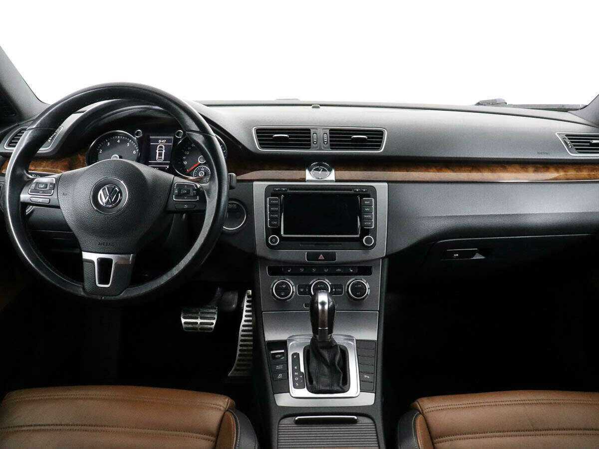 Volkswagen Passat CC 2012 года с пробегом. Фото: #10