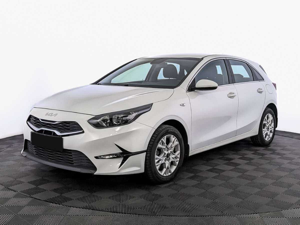 Kia Ceed 2022 года с пробегом. Посмотреть фото