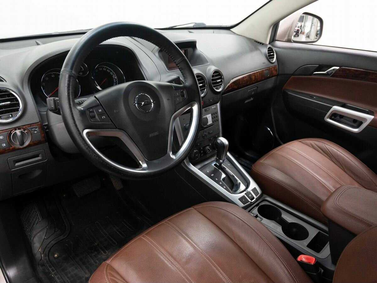 Opel Antara 2014 года с пробегом. Фото: #8