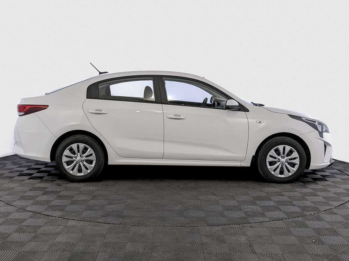 Kia Rio 2021 года с пробегом. Фото: #3