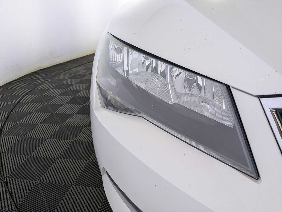 Skoda Superb 2017 года с пробегом. Фото: #10