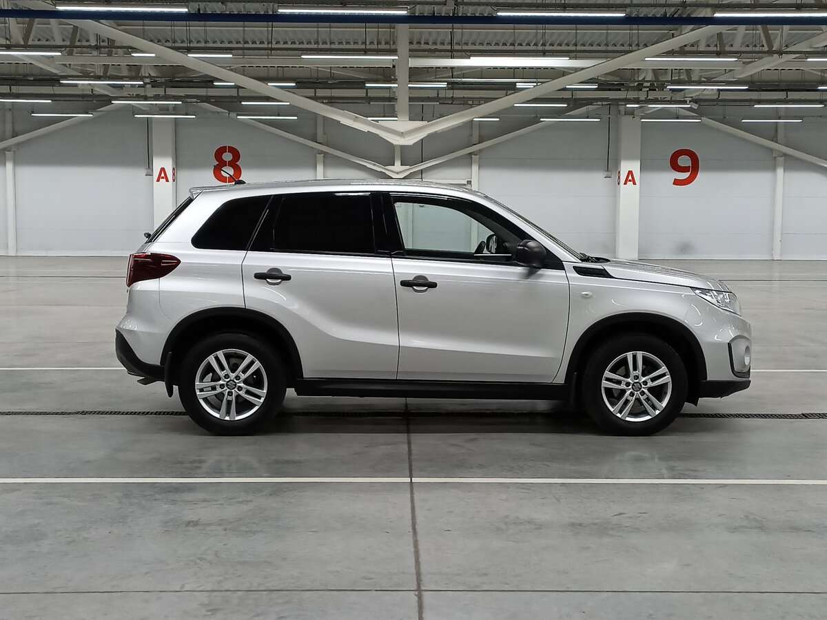 Suzuki Vitara 2021 года с пробегом. Фото: #3