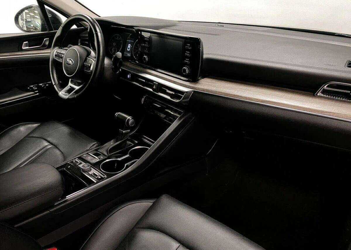 Kia K5 2021 года с пробегом. Фото: #7