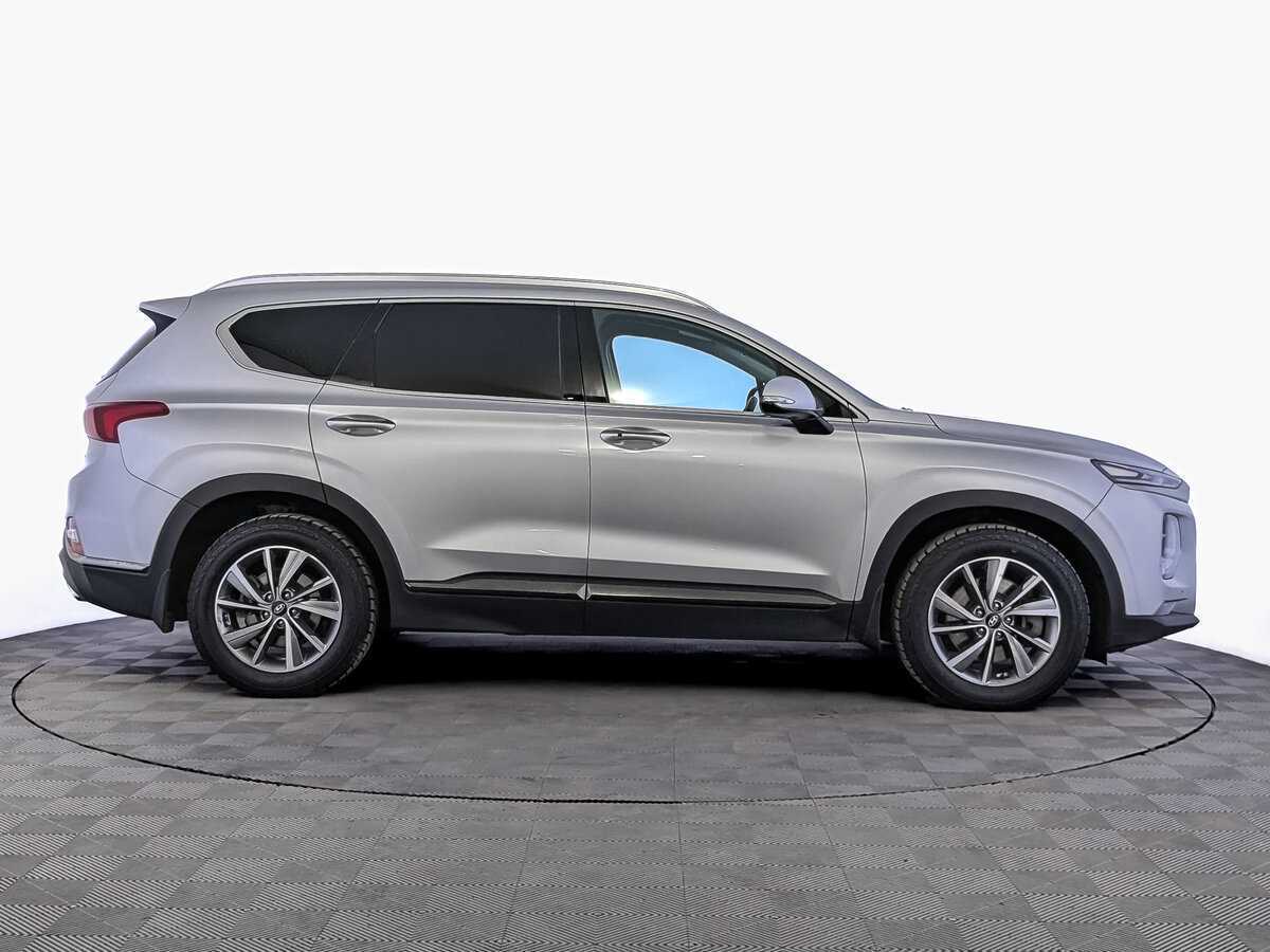 Hyundai Santa Fe 2020 года с пробегом. Фото: #3