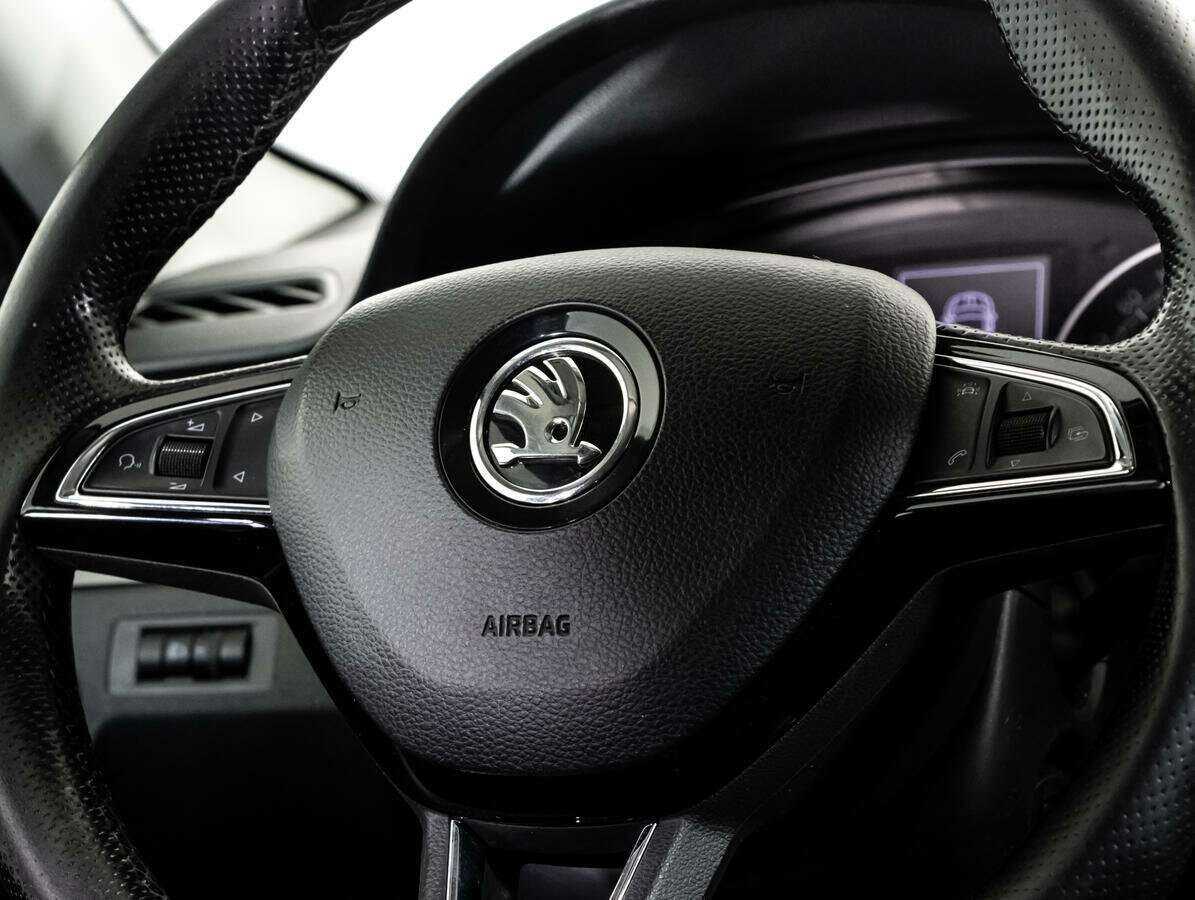 Skoda Rapid 2017 года с пробегом. Фото: #9