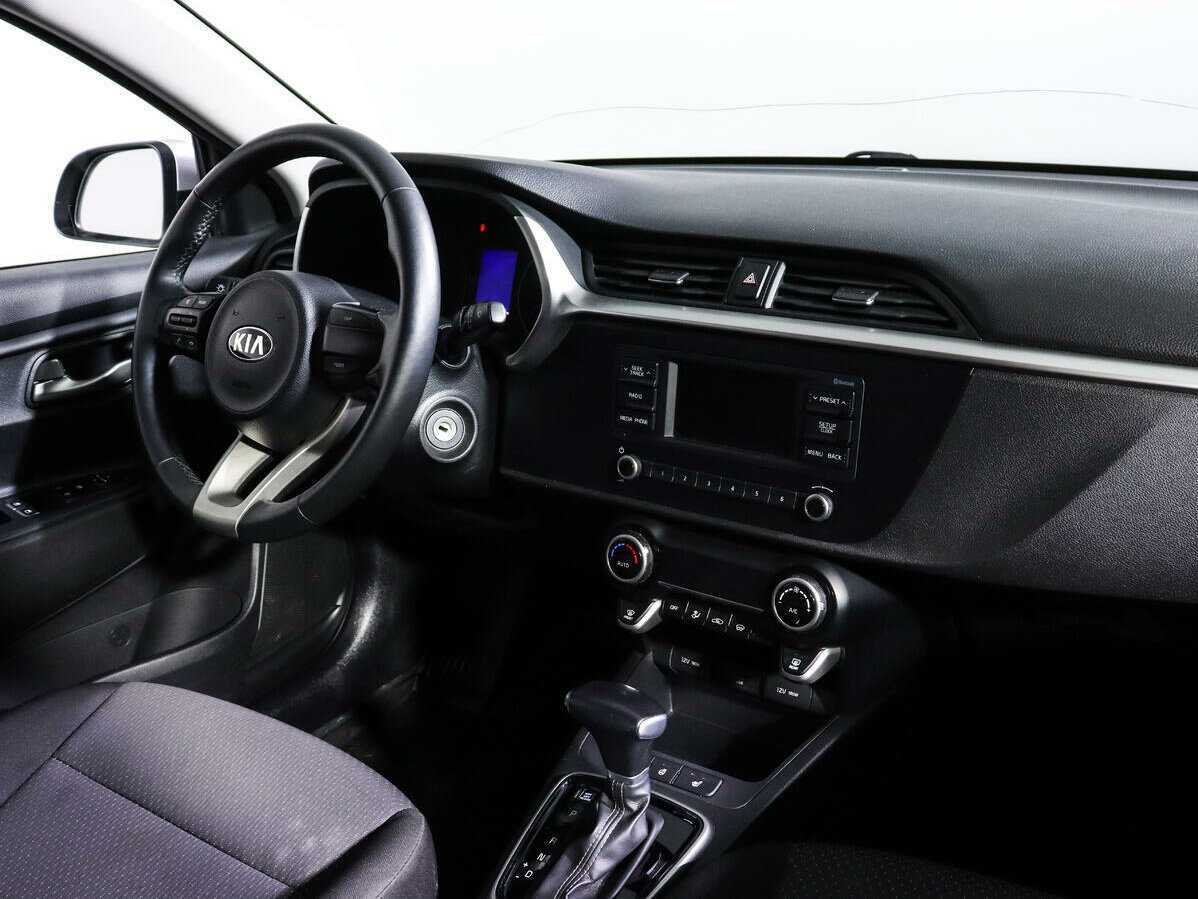 Kia Rio 2021 года с пробегом. Фото: #6