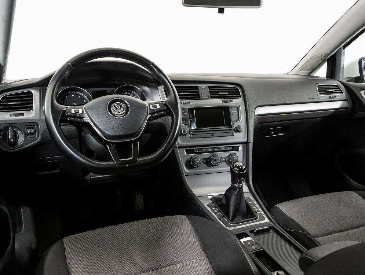 Volkswagen Golf 2014 года с пробегом. Фото: #8