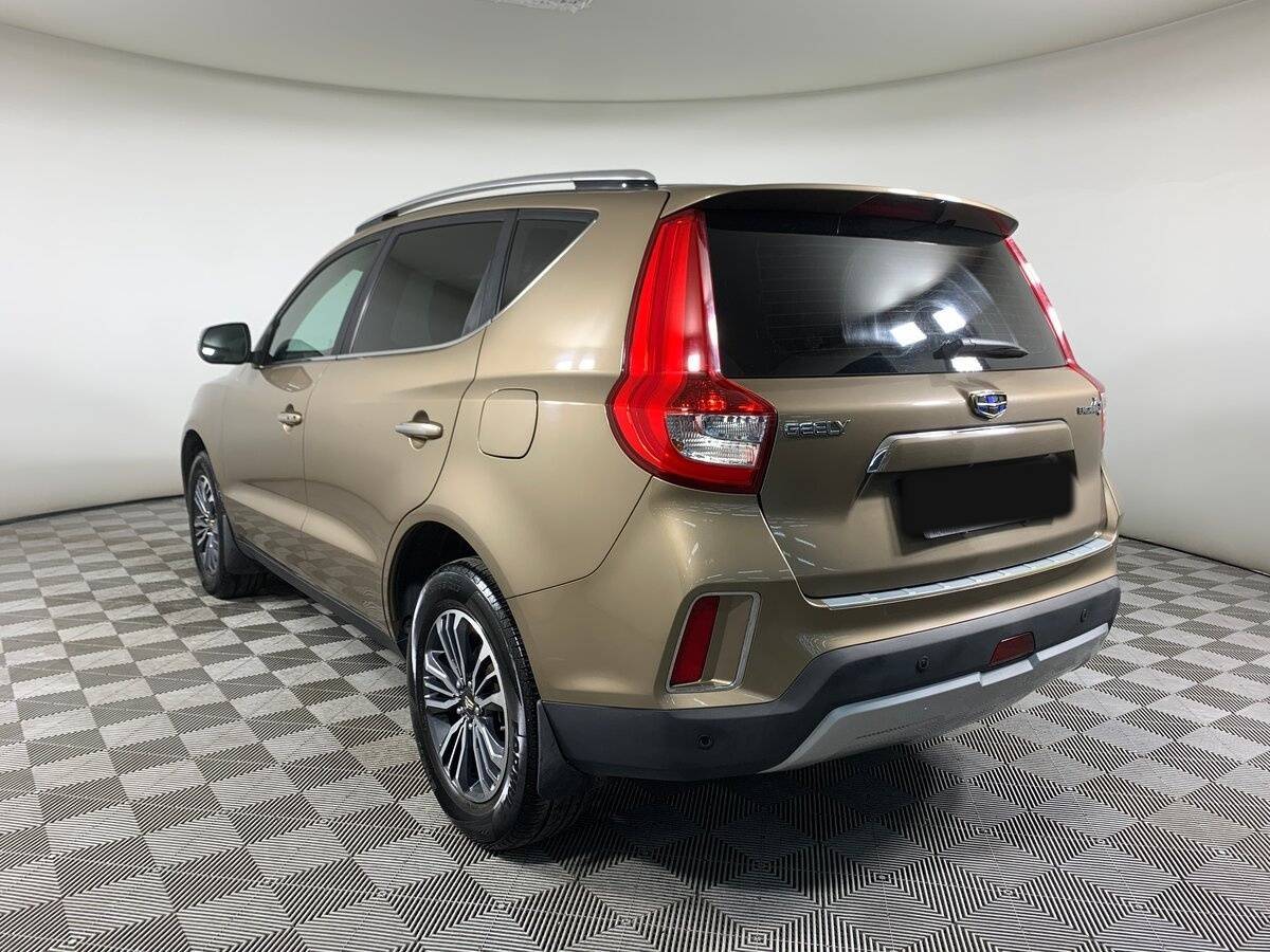 Geely Emgrand X7 2020 года с пробегом. Фото: #5