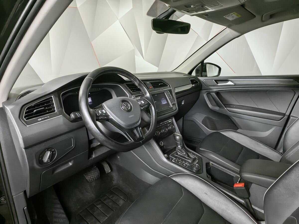 Volkswagen Tiguan 2017 года с пробегом. Фото: #12