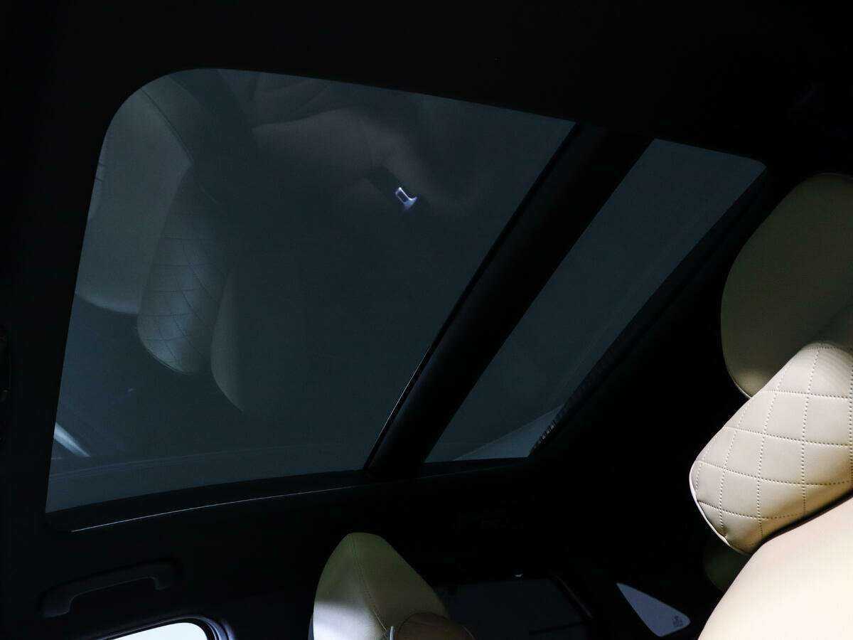 Kia K5 2020 года с пробегом. Фото: #12