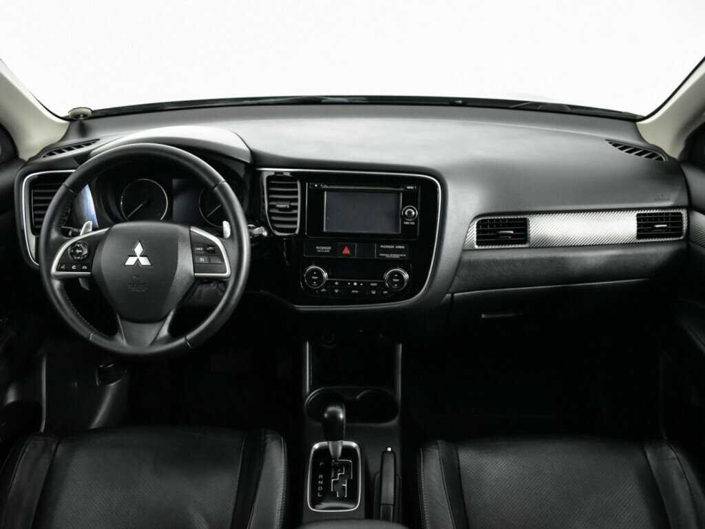 Mitsubishi Outlander 2012 года с пробегом. Фото: #11