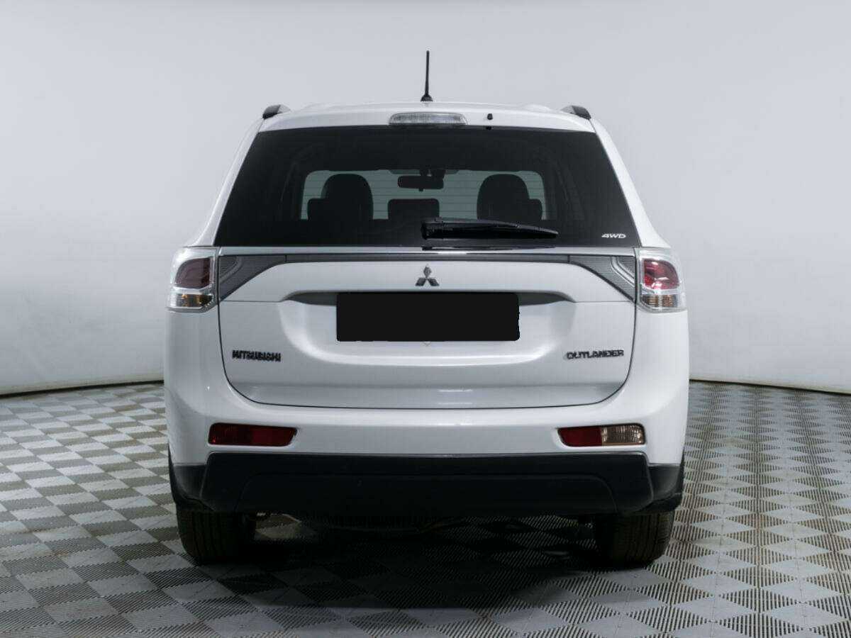 Mitsubishi Outlander 2012 года с пробегом. Фото: #5