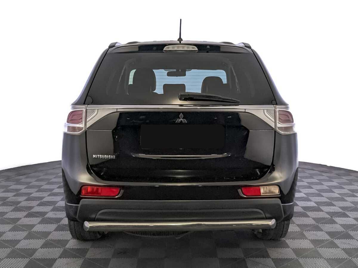 Mitsubishi Outlander 2012 года с пробегом. Фото: #5