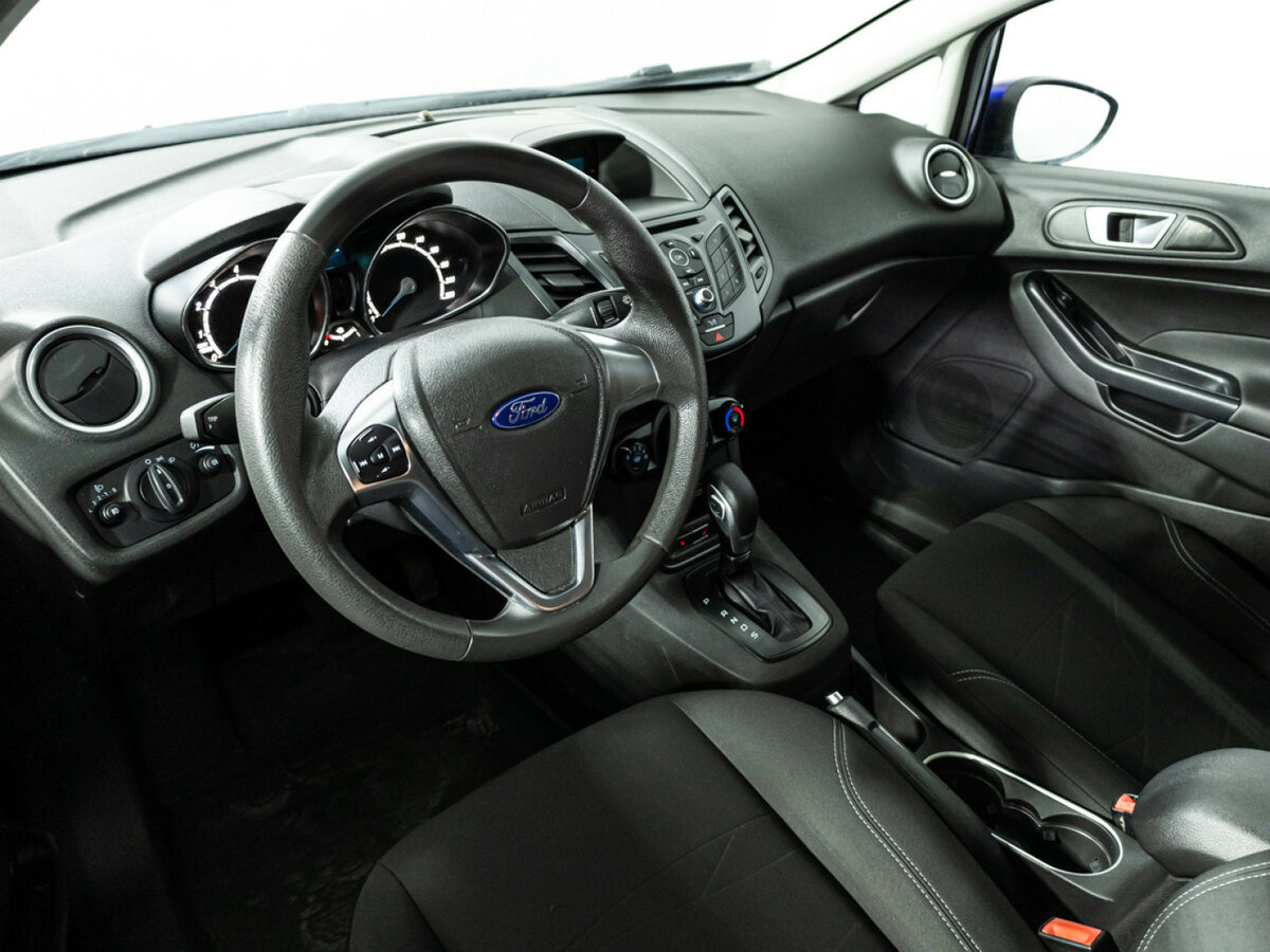 Ford Fiesta 2016 года с пробегом. Фото: #10