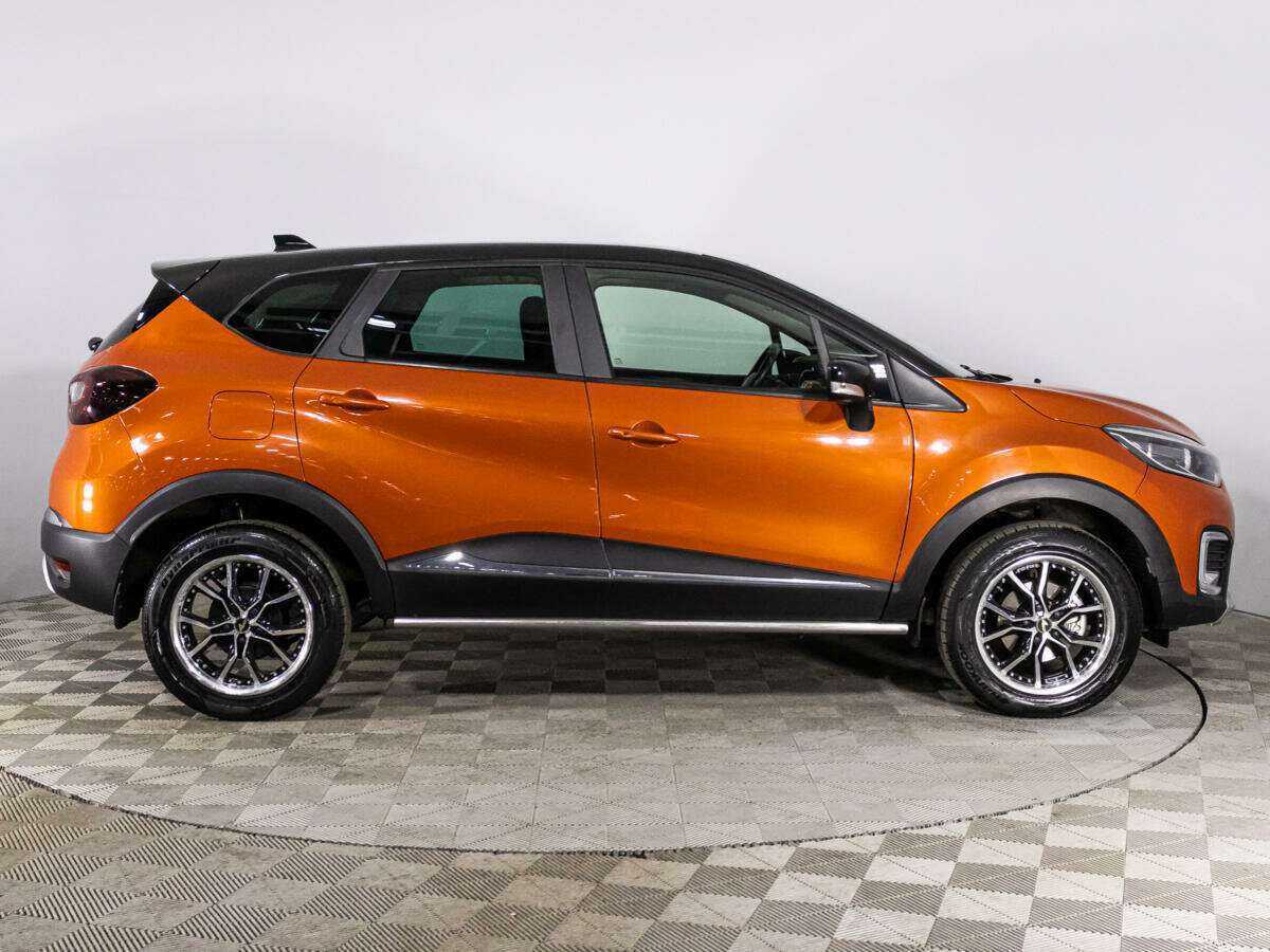 Renault Kaptur 2016 года с пробегом. Фото: #3