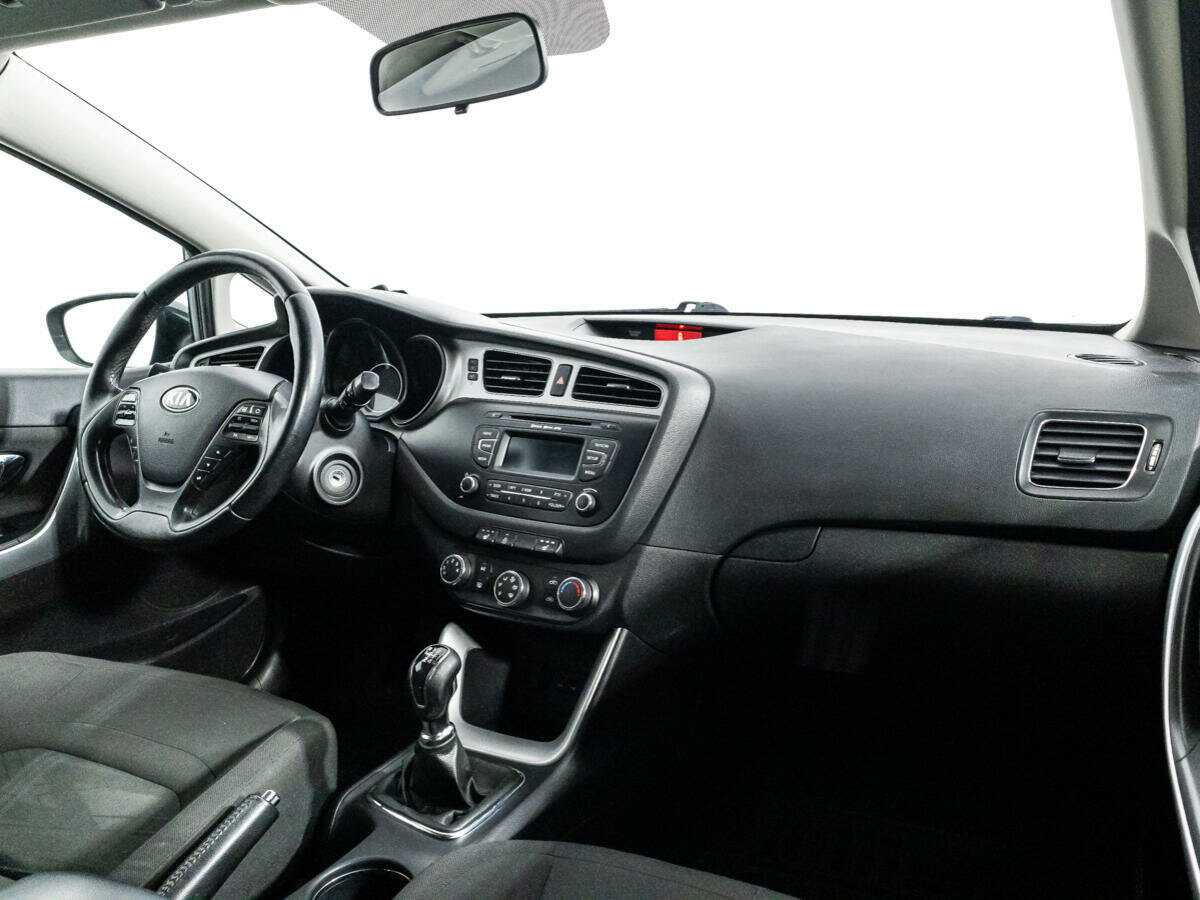 Kia Ceed 2013 года с пробегом. Фото: #8