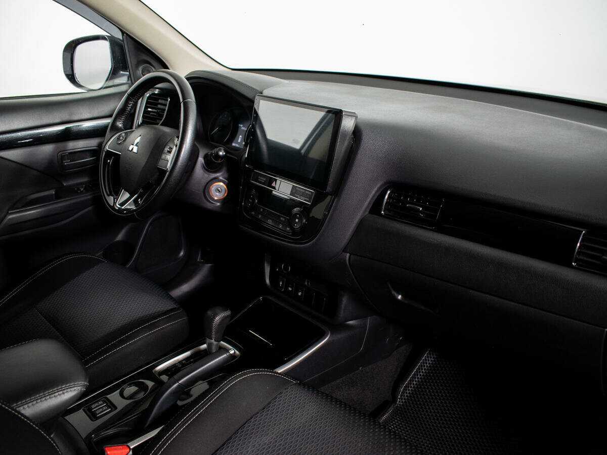 Mitsubishi Outlander 2019 года с пробегом. Фото: #6