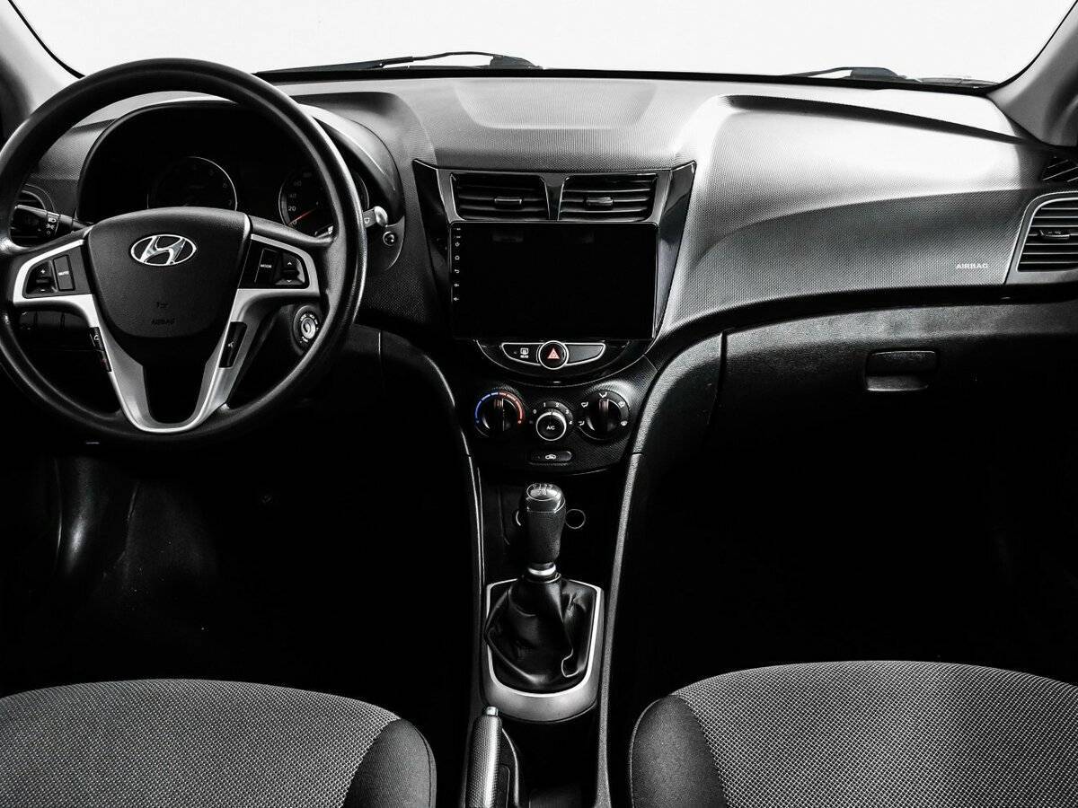 Hyundai Solaris 2012 года с пробегом. Фото: #10