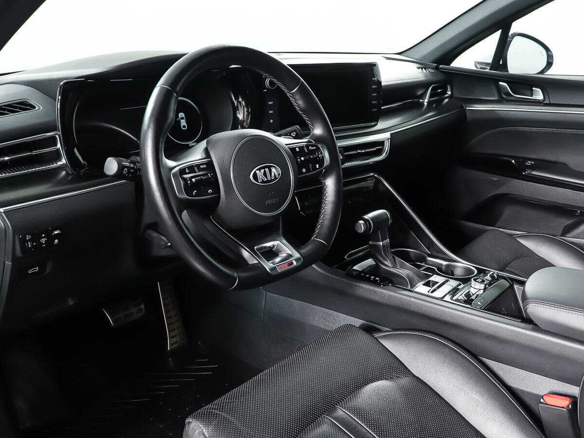 Kia K5 2020 года с пробегом. Фото: #12