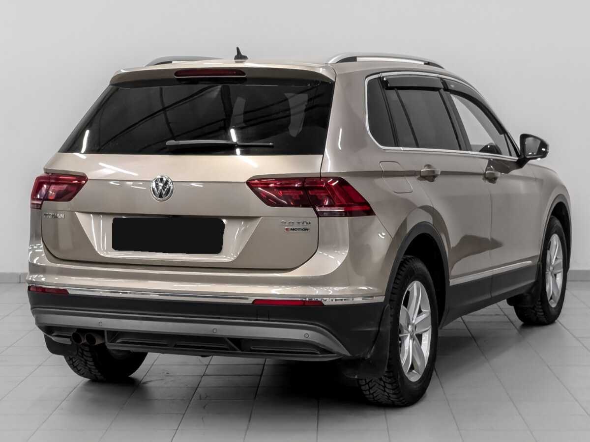 Volkswagen Tiguan 2018 года с пробегом. Фото: #4