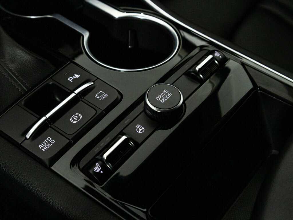 Kia K5 2020 года с пробегом. Фото: #18