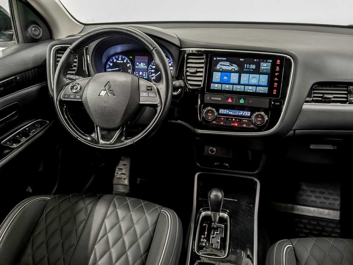 Mitsubishi Outlander 2022 года с пробегом. Фото: #28