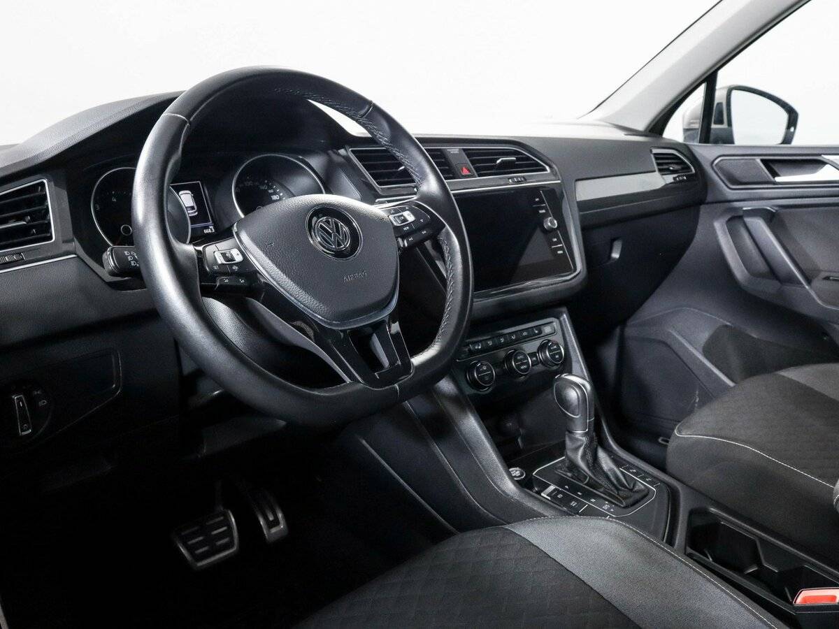 Volkswagen Tiguan 2018 года с пробегом. Фото: #9