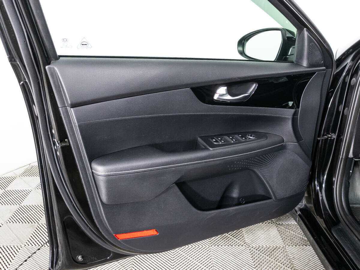 Kia Cerato 2021 года с пробегом. Фото: #21