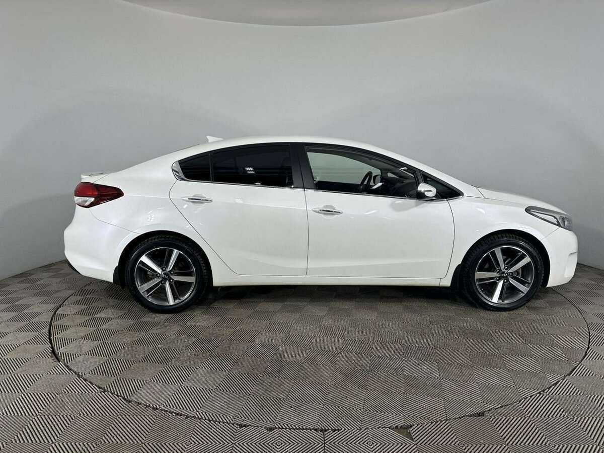 Kia Cerato 2018 года с пробегом. Фото: #3