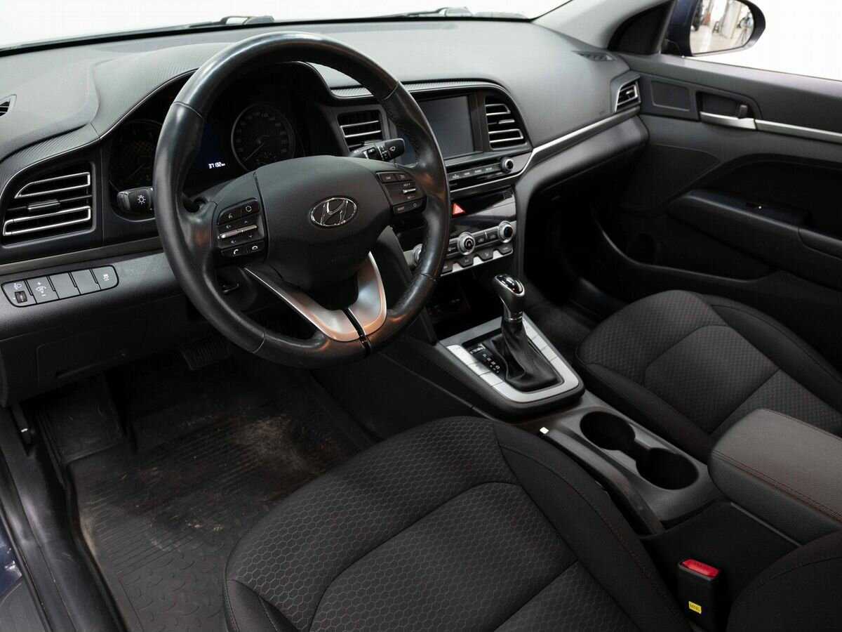 Hyundai Elantra 2020 года с пробегом. Фото: #8