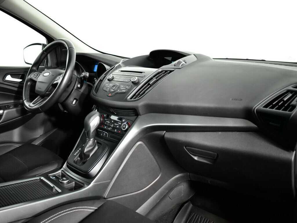 Ford Kuga 2017 года с пробегом. Фото: #8