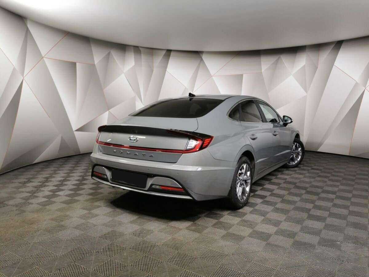Hyundai Sonata 2019 года с пробегом. Фото: #1
