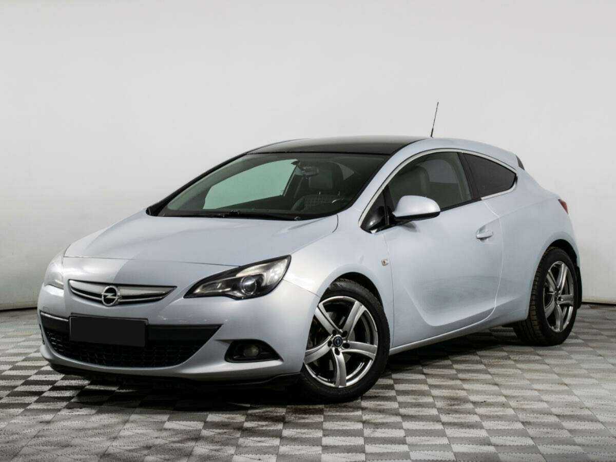 Opel Astra 2012 года с пробегом. Фото: #0
