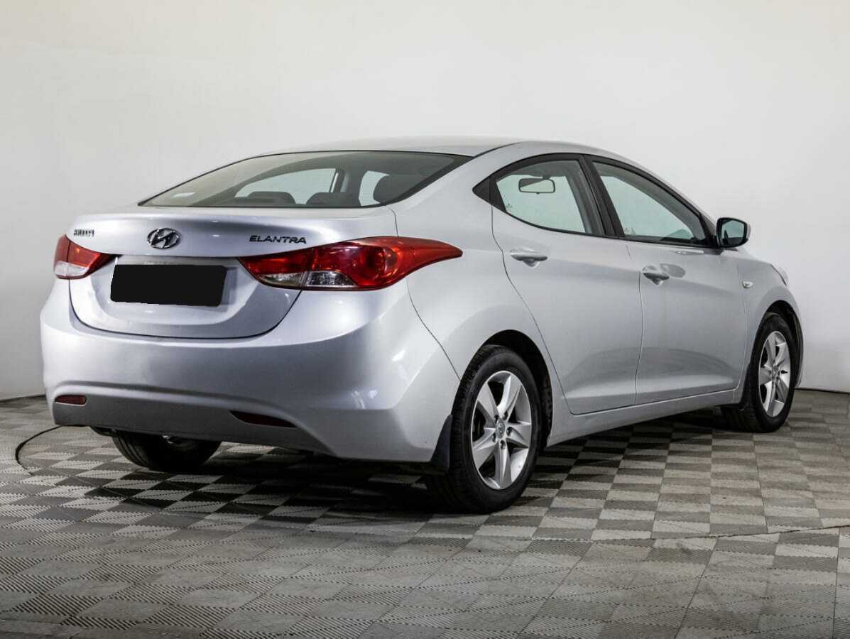 Hyundai Elantra 2013 года с пробегом. Фото: #4
