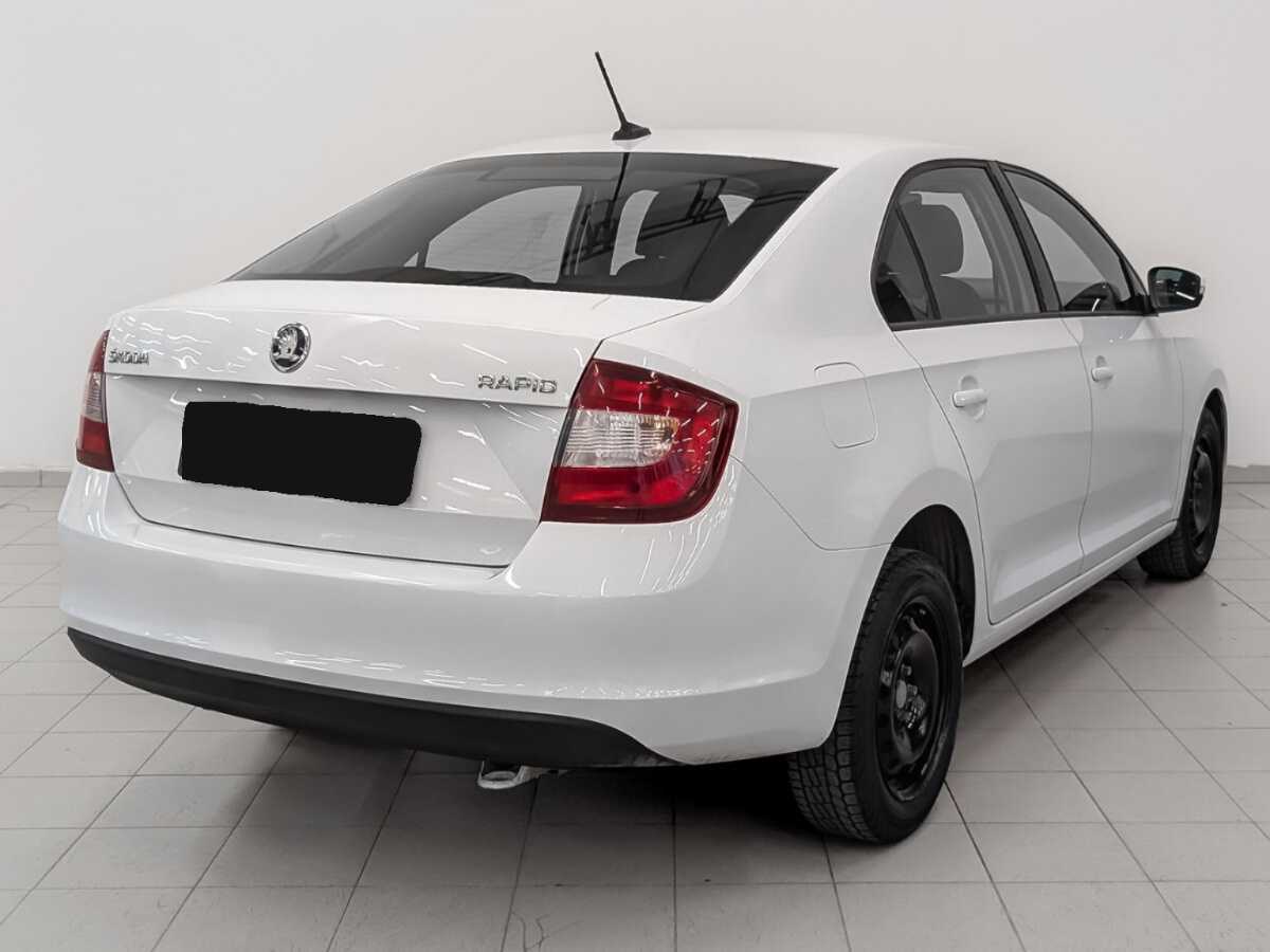 Skoda Rapid 2017 года с пробегом. Фото: #4