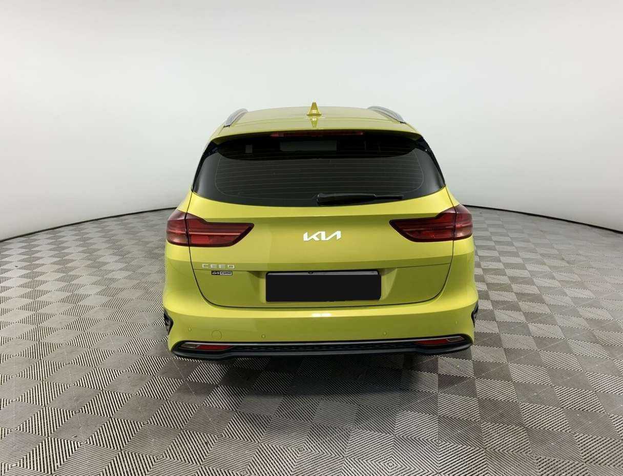 Kia Ceed 2021 года с пробегом. Фото: #4
