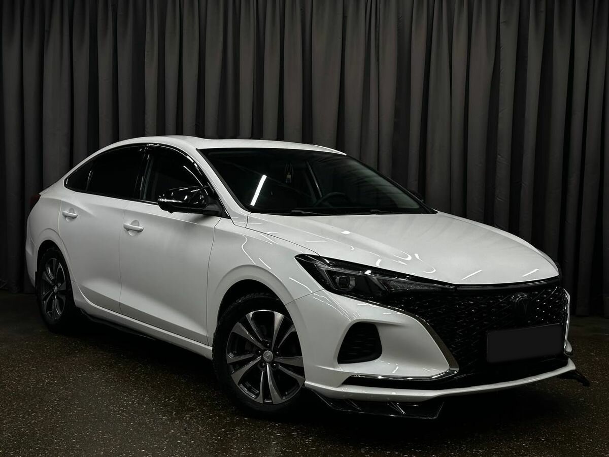 Changan Eado Plus 2023 года с пробегом. Фото: #1