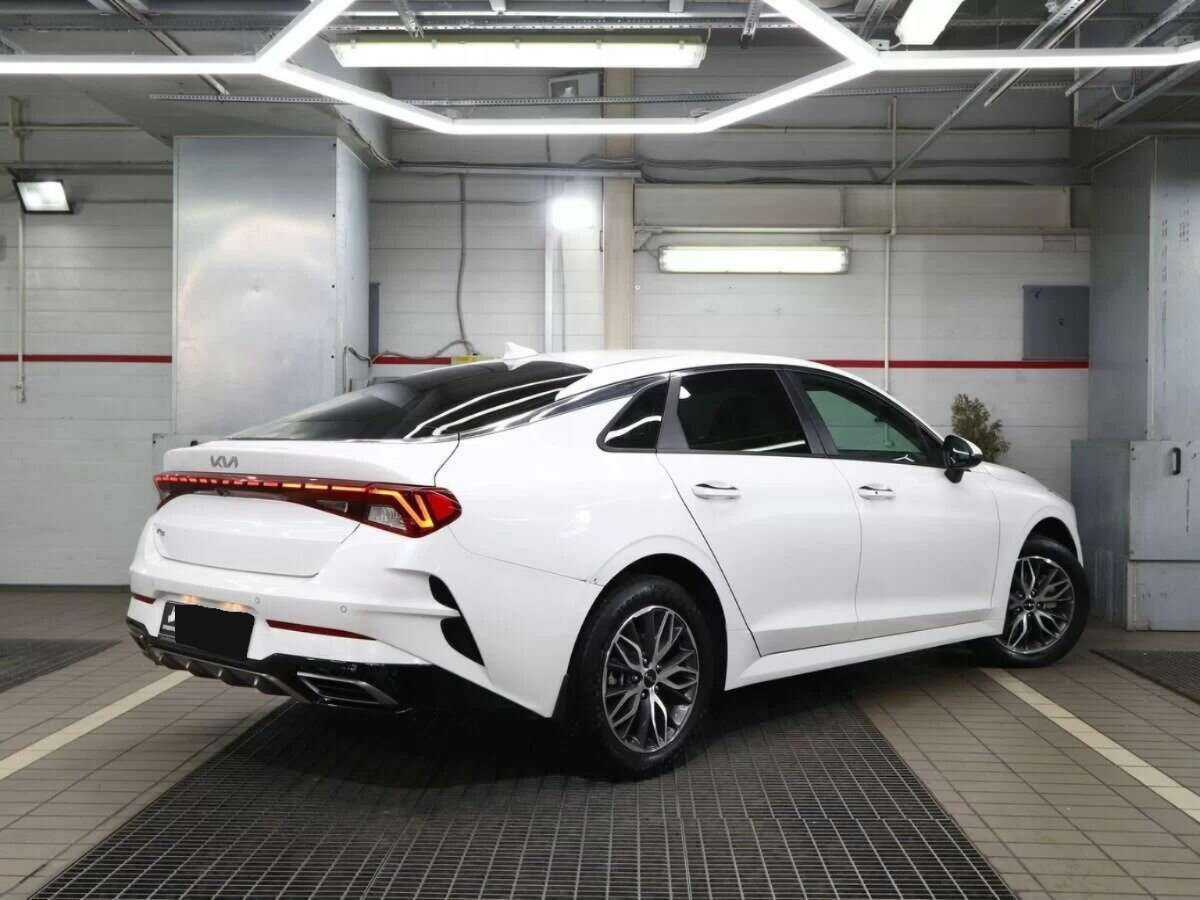 Kia K5 2021 года с пробегом. Фото: #1
