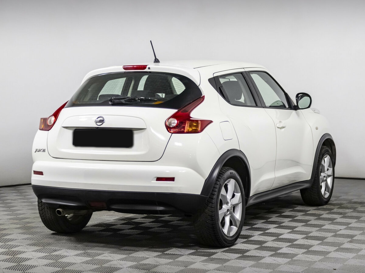 Nissan Juke 2012 года с пробегом. Фото: #3
