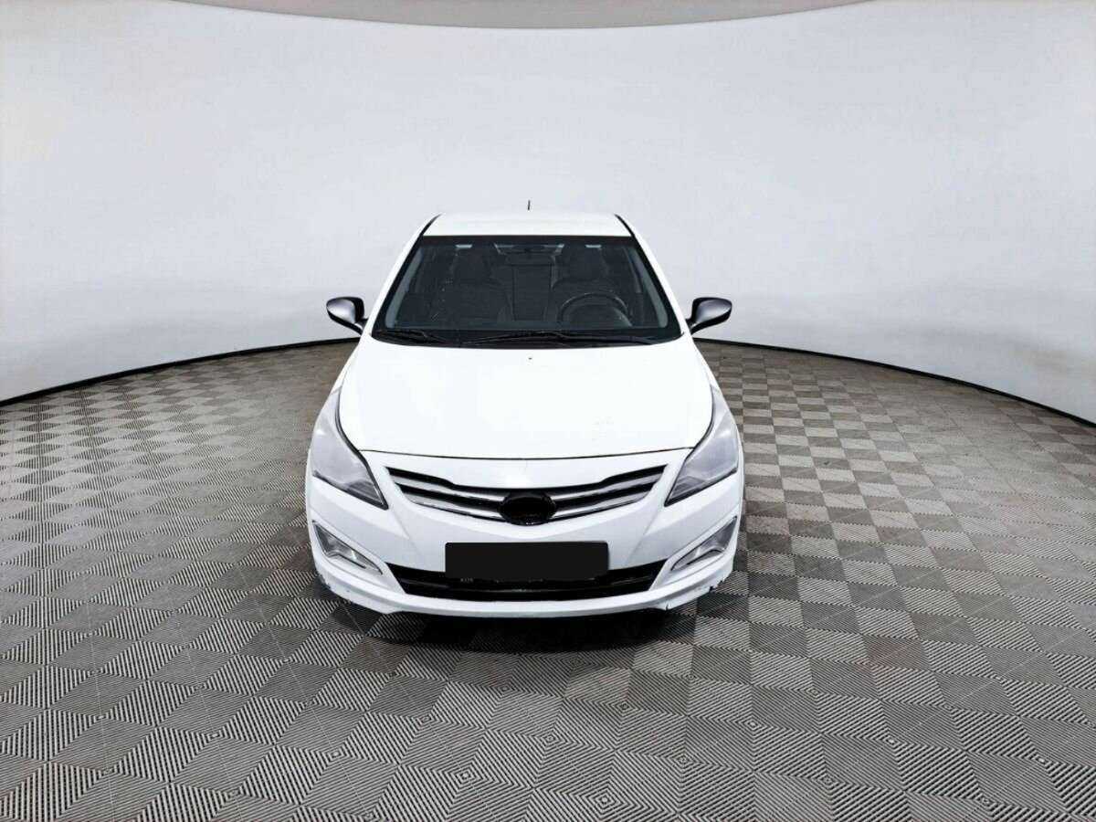 Hyundai Solaris 2014 года с пробегом. Фото: #1