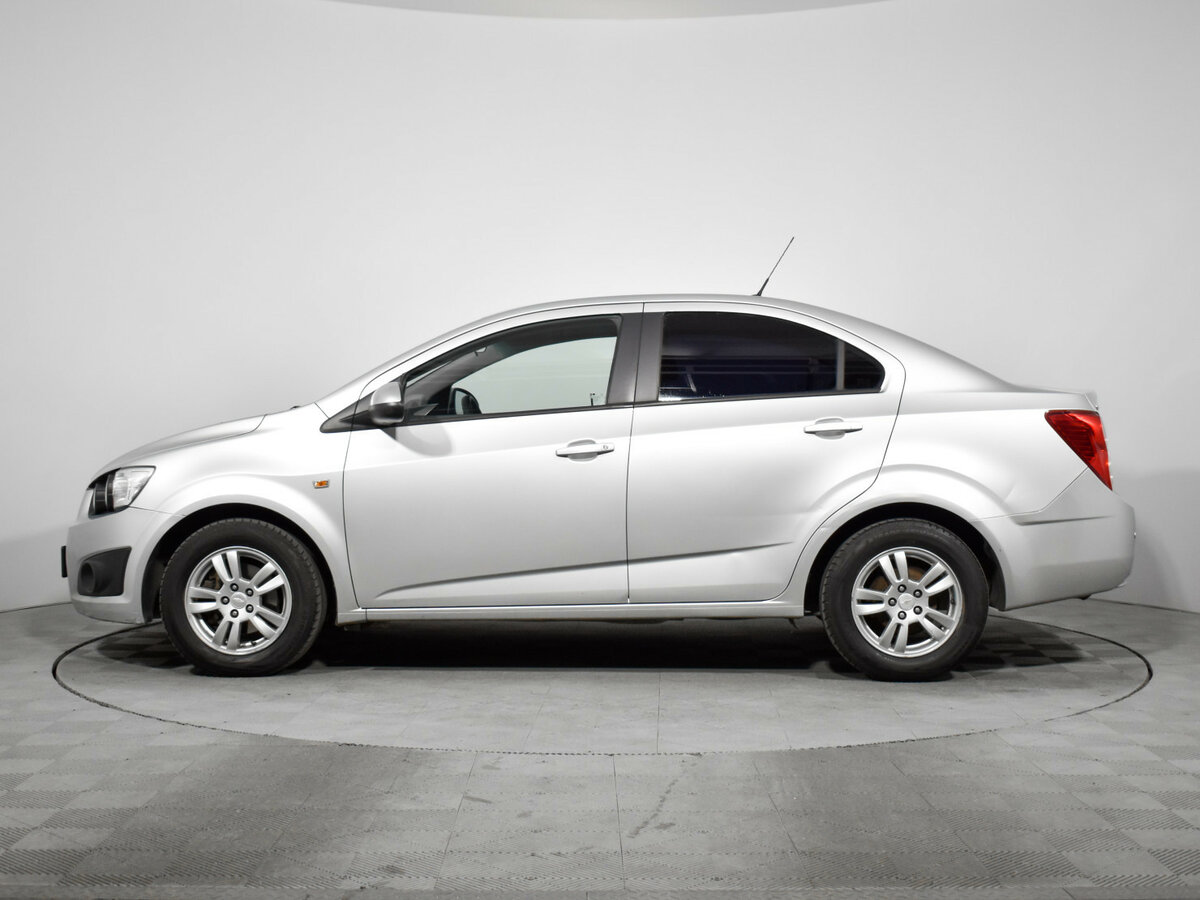 Chevrolet Aveo 2014 года с пробегом. Фото: #7
